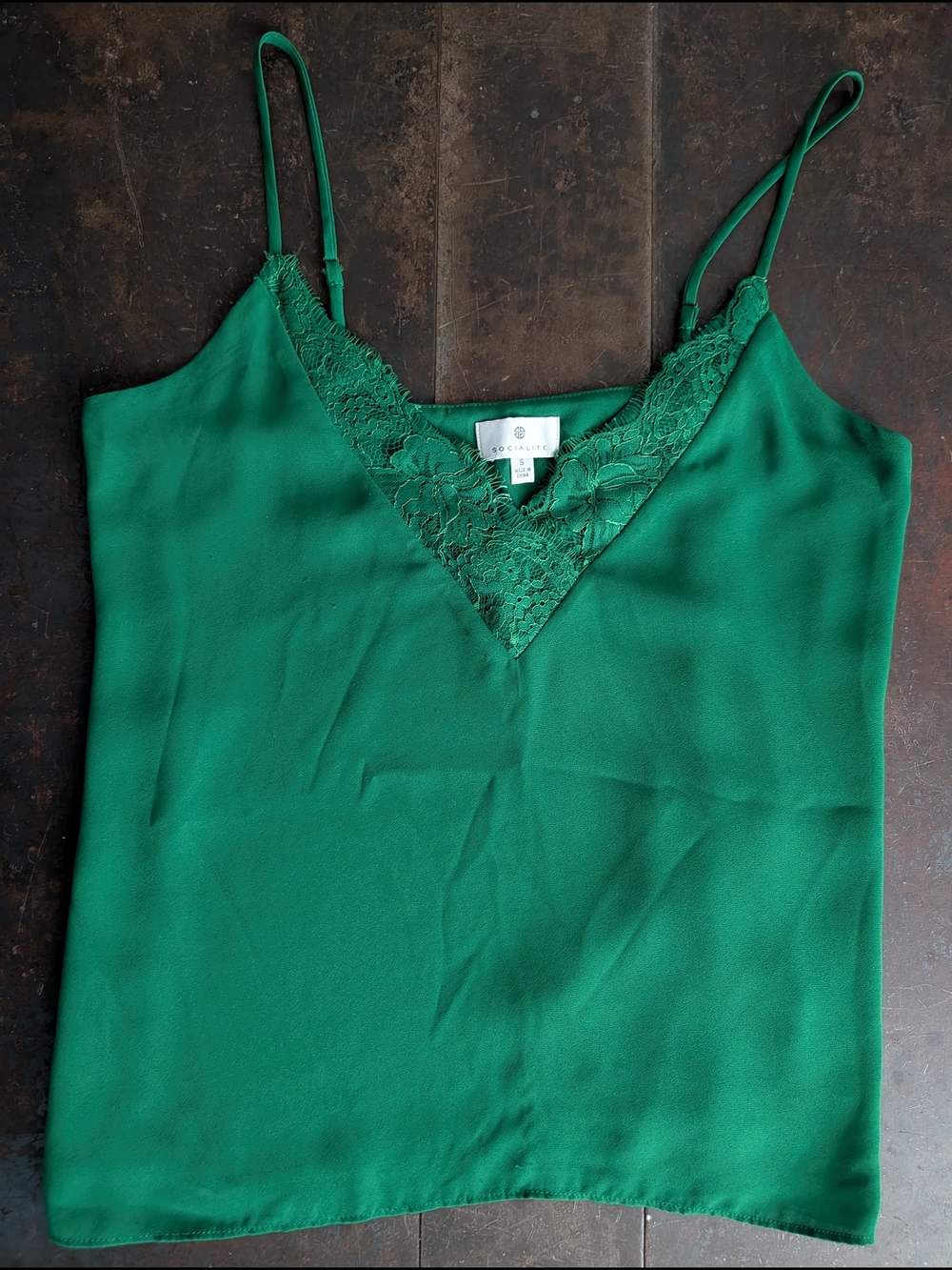 Socialite Emerald Green Lace V-Neck Camisole